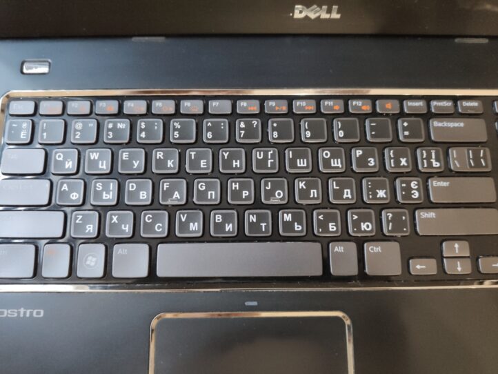 Качественные наклейки на клавиатуру черные фон