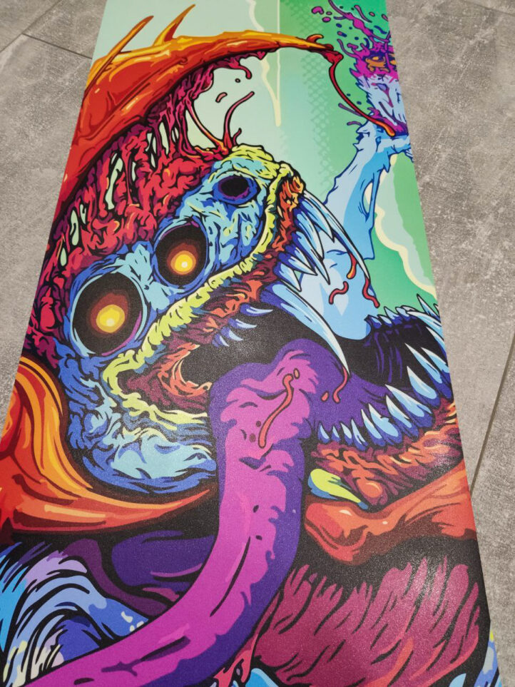 Наклейка на сноуборд на замовлення