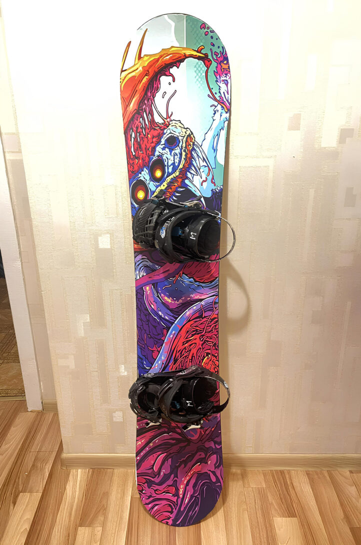 Наклейка на сноуборд