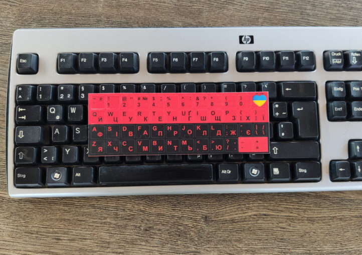 Наклейки на клавіатуру українські та англійські літери