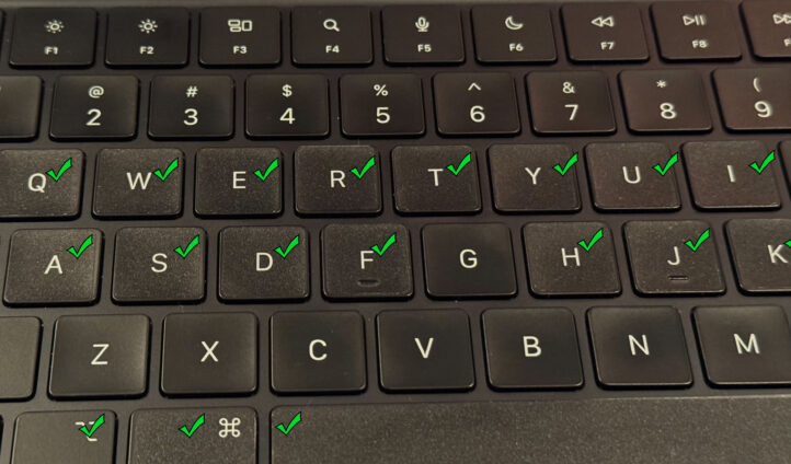 «Прозорі захисні наклейки для MacBook з клавіатурою ISO без Touch Bar»